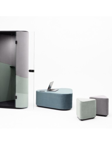 Grand pouf triangulaire design - L. 118 x 109 x H. 47cm - Hana - HN02