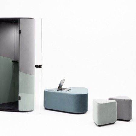 Grand pouf triangulaire design - L. 118 x 109 x H. 47cm - Hana - HN02