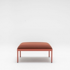 Stilt - pouf
