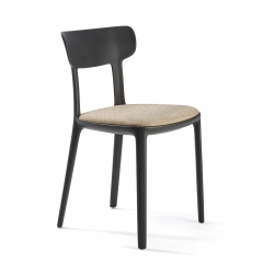 Chaise en matières recyclées – confort tissu et design Canova