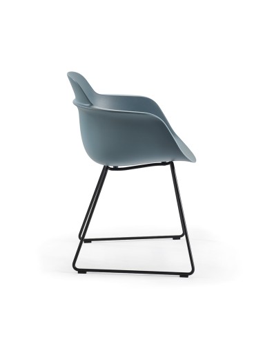 Sicla – Chaise contemporaine avec piètement traîneau, légèreté visuelle et confort au rendez-vous