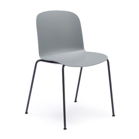 Mobilier de salle avec assise plastique et structure métal – Relief