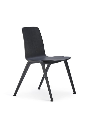 Chaise empilable en bois de chêne teintéWoodstock – 4 pieds design épuré