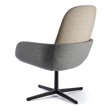 Fauteuil Peb High Back tissu gris et beige vu de profil, piètement étoile en acier noir