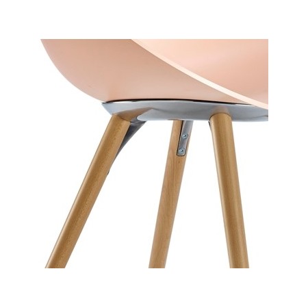 Chaise blanche avec piètement en hêtre naturel – Cookie