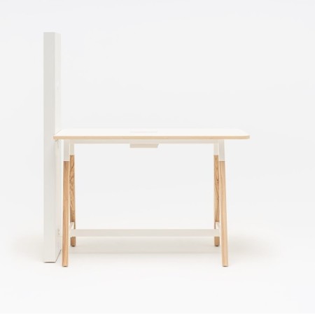 Table haute avec écran intégré L. 70 x P. 180 x H. 110cm