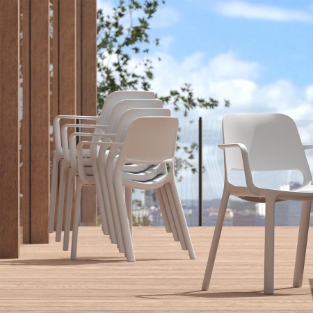 Chaise d'intérieur et d'extérieur empilable en plastique - SPO003 - Polytone O Narbutas