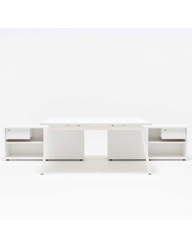 Bureau double avec dessertes