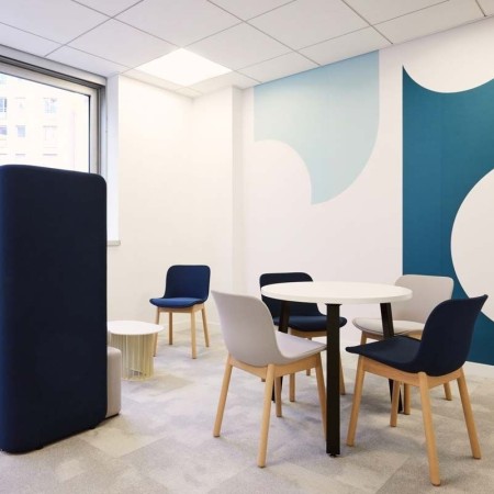 Chaise rétro avec piétement en bois - Baltic 2 Classic 2