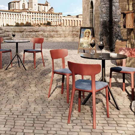 Chaise extérieure en plastique recyclé et fibre de verre – design minimaliste Canova