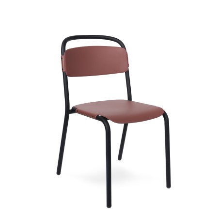 Chaise empilable Skol – matériau recyclé pour intérieur moderne