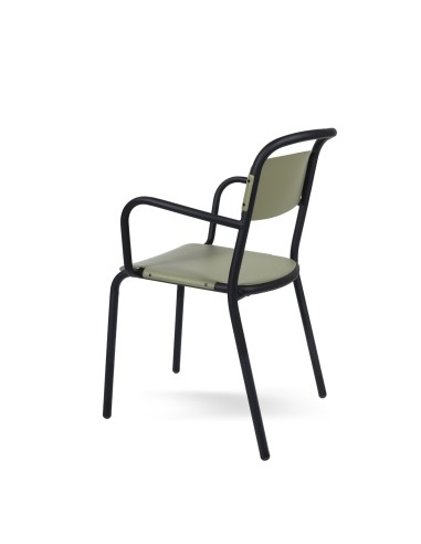 Chaise Skol – accoudoirs et empilabilité pour intérieur contemporain