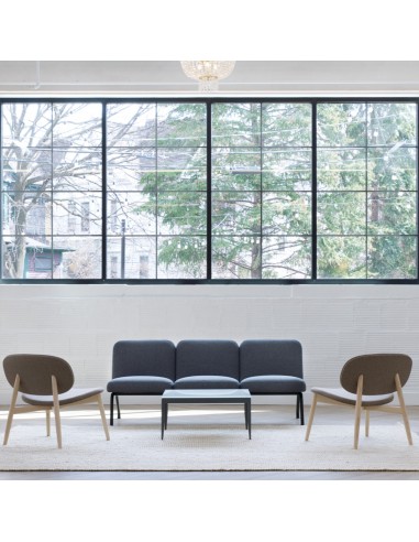 Salle d'attente pour visiteurs avec des chaises relax en tissu - Harmo