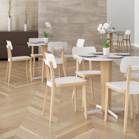 Chaise Porta Venezia avec pieds bois – design moderne pour salle de pause