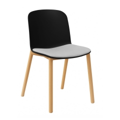 Chaise Relief avec pieds en bois et assise tissu