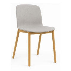 Chaise Relief en tissu avec pieds bois