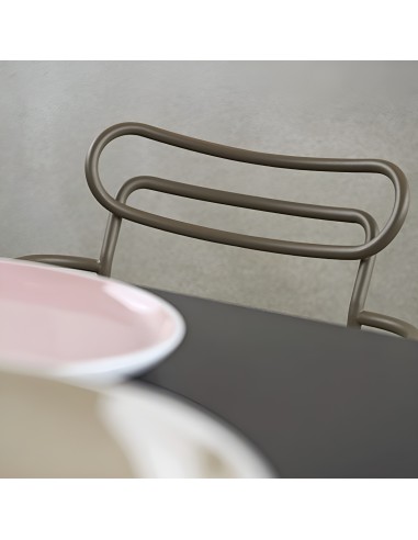 dossier de la chaise Uti en acier - meuble moderne design