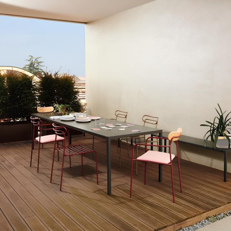 Chaise pour terrasse couverte avec accoudoirs - modèle Uti