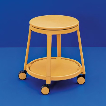 Tabouret bas à roulettes - assise fixe jaune - design moderne et coloré
