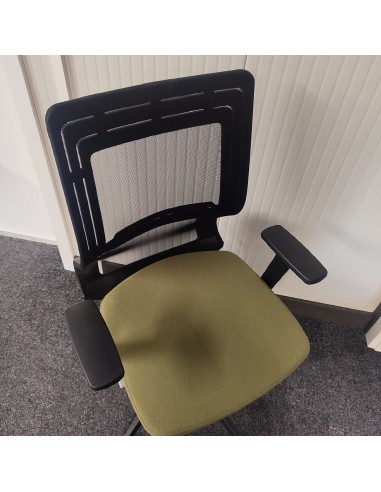 Caisson de bureau fixe avec plumier et tiroir métallique