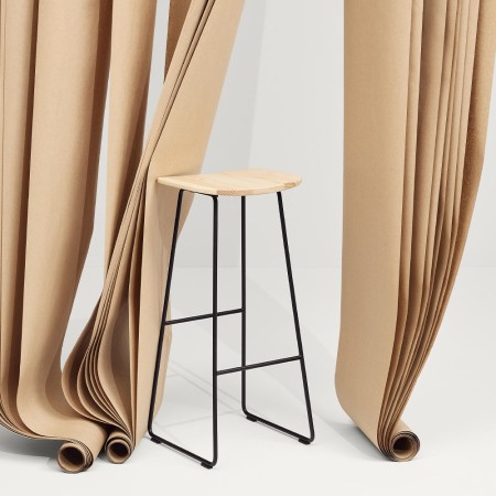 Tabouret de bar KLEJN avec assise en bois pour bar accueillant et comptoirs minimalistes