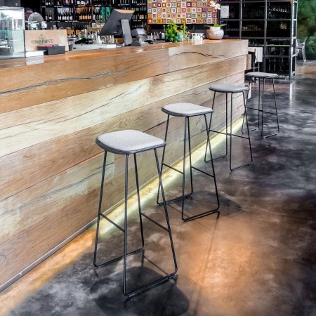 Tabouret pour îlot de cuisine 64 cm - confort simple KLEJN