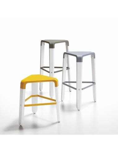 Tabourets Picapau différentes hauteurs - tabouret en plastique et bois design original