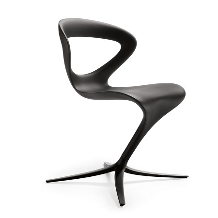 Chaise Callita noire – vue produit sur fond blanc moderne et original