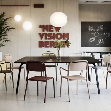 Chaise en polypropylène recyclé – modèle intérieur empilable Skol