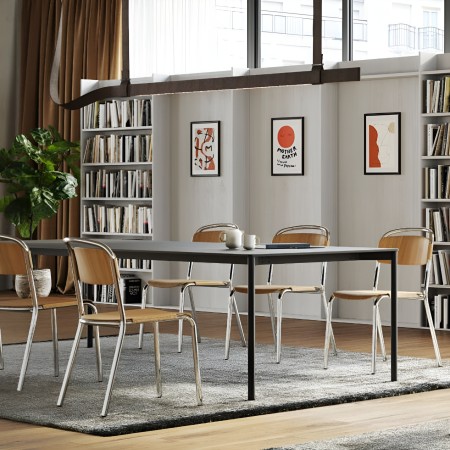 Chaise Skol en bois et acier pour salle d'attente et réunion ambiance chaleureuse