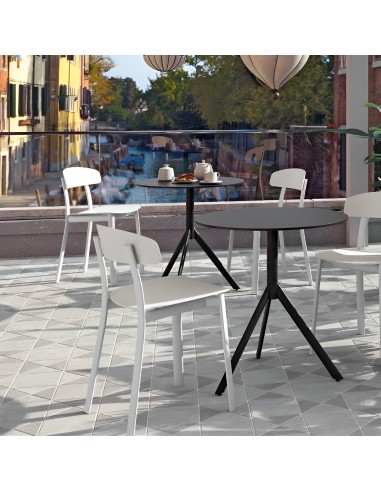 Chaise empilable pour extérieur en plastique et métal – Feluca Pop terrasse