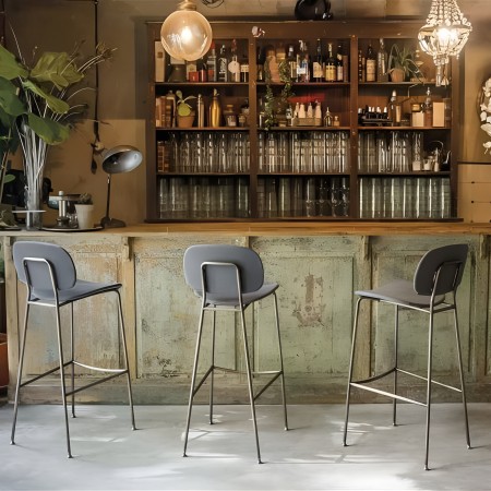 Tondina Pop – Tabouret de bar en plastique recyclé avec structure métal, parfait pour un espace tendance 2