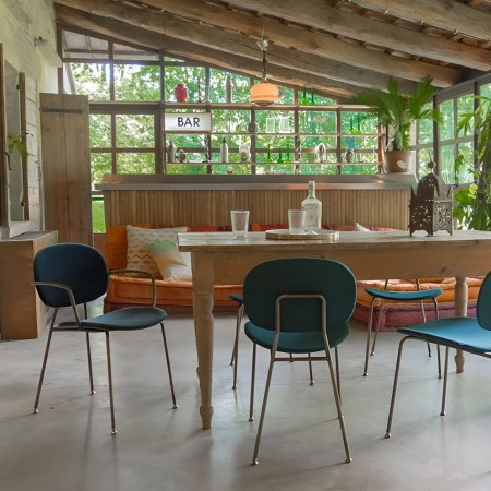 Tondina Pop – Chaise design avec accoudoirs et assise en tissu, idéale pour un intérieur élégant et confortable 2