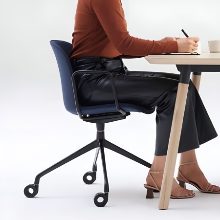 Chaise Relief avec roulettes et accoudoirs - bureau pratique et confortable