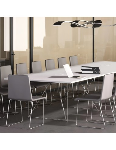 Table de conférence AIR blanche avec chaises grises Moon et pieds chromés