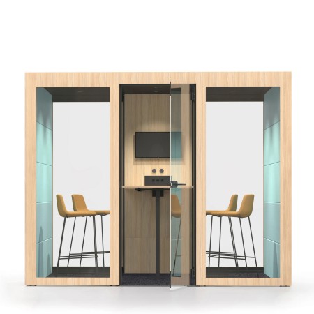 Cabine acoustique bois clair avec écran, chaises hautes et parois vitrées Silent Room L
