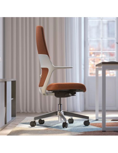 Siège OFY dossier haut devant un bureau