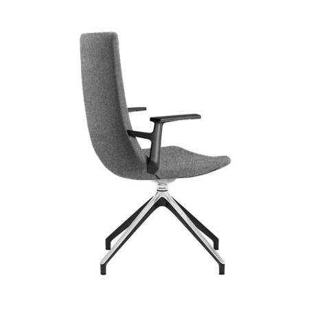 Ensemble de sièges North Cape autour d’une table de réunion en bois clair – North Cape