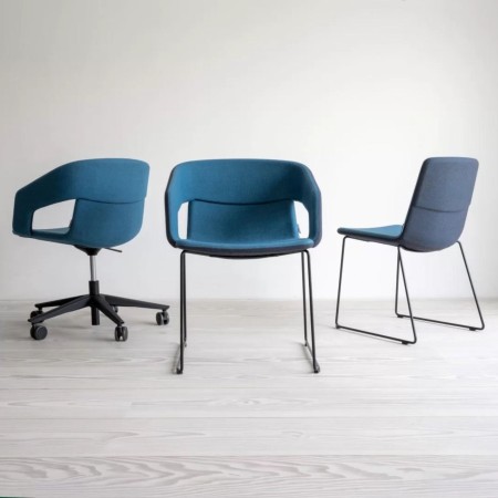 Chaise de réunion TWIST&SIT avec piètement luge 2