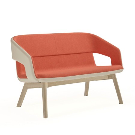 Canapé TWIST&SIT Soft bicolore rouge et beige avec piètement bois clair – Design scandinave