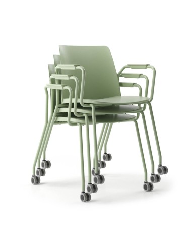 Chaises Polytone L empilables avec accoudoirs et roulettes – gain de place