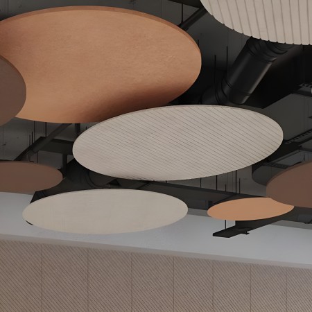 Plafond décoratif avec panneaux acoustiques en feutre PET à motifs linéaires