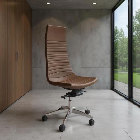 Chaise de direction haut gamme dans un bureau - monbureau