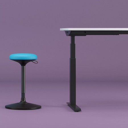 Tabouret pivotant pouvant au minimum à une hauteur de 600 mm
