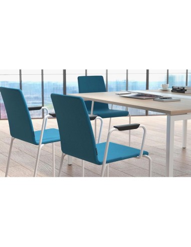 Chaises de conférence avec accoudoirs autour d'une table – Moon