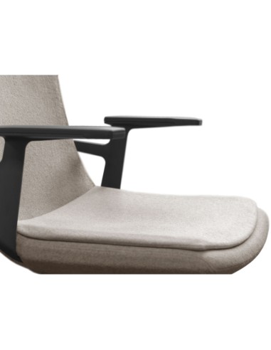 Zoom sur accoudoirs fixes et coussin d’assise optionnel du siège North Cape