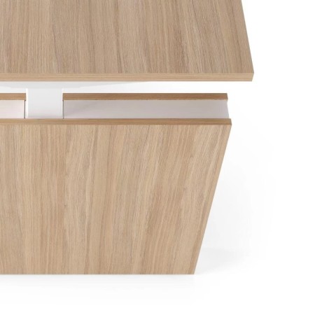 Vue de dessus d’un bureau bois clair avec panneau latéral MOTION