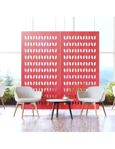 Fauteuils gris avec piètement en bois devant table basse ambiance lumineuse DANAE