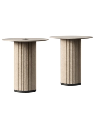 	Deux tables de réunion avec colonne acoustique en feutre sur fond blancs option prise – PARTHOS