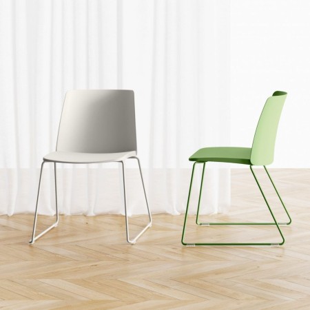 Chaises design Polytone L coloris pastel – vert, gris, rose